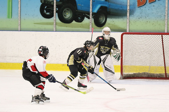 0D8A0063_am 08.00 WF-LCC [AT2] London Oakridge Aeros vs West London Hawks