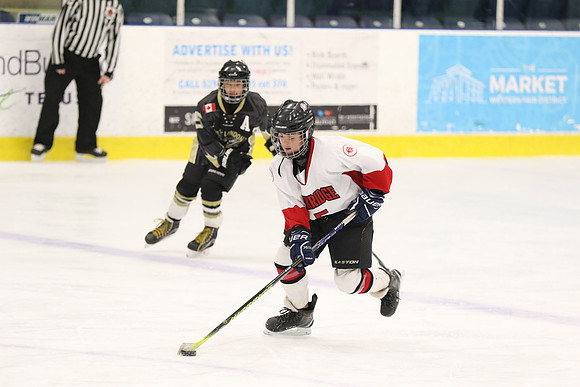0D8A0102_am 08.00 WF-LCC [AT2] London Oakridge Aeros vs West London Hawks