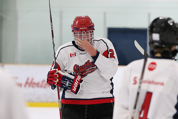20191025-7438_pm 05.00 Blue [MID-RR] Cayuga Stars LL2 vs Strathroy Rockets Red
