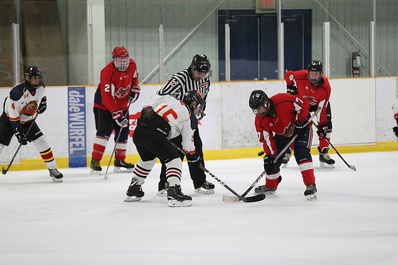 20191027-34720_pm 06.00 Blue [MID-CH] Strathroy Rockets Red vs Mt.Brydges Cougars Gold