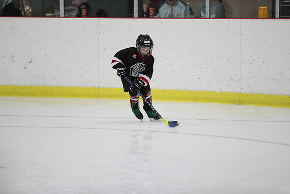 20191228-6678_am 08.00 Fern [Min Novie] Minor Novice Blackhawks vs Minor Novice Flyers